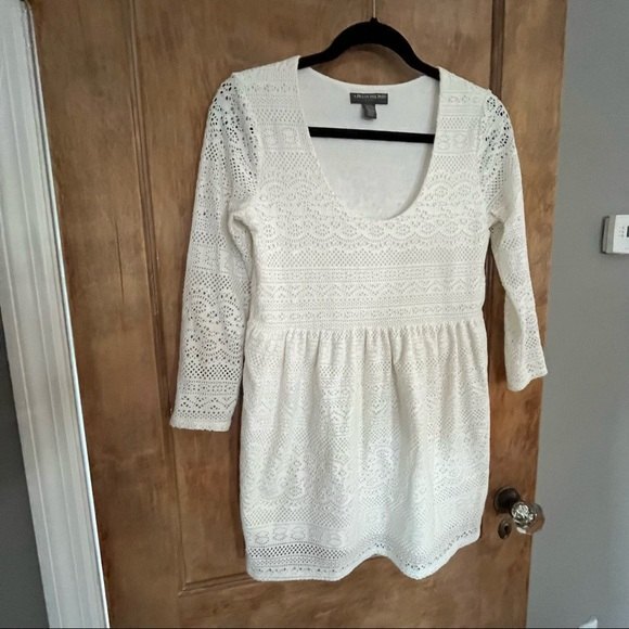 A Pea in the Pod Tops - A Pea In The Pod- White Lacey Maternity Top S/P A Pea In the Pod